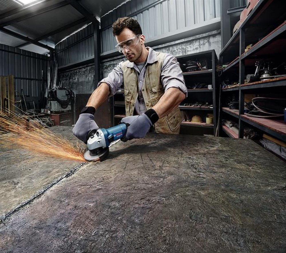 Bosch GWS 670