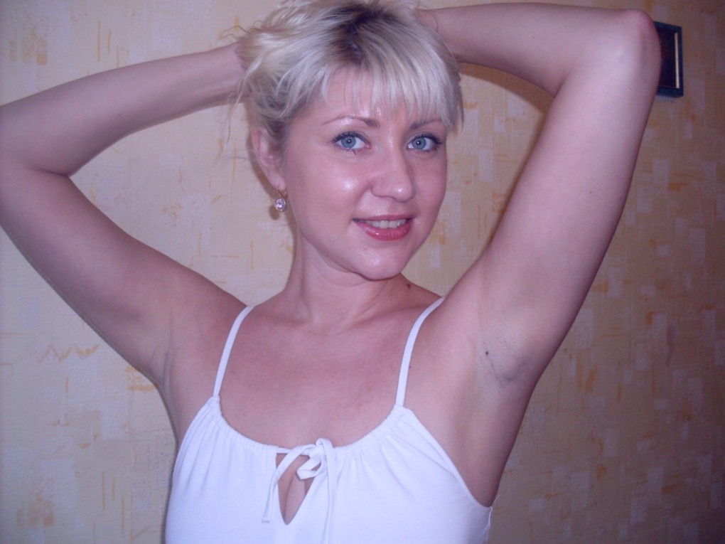 Частный фотоальбом женщины мамки