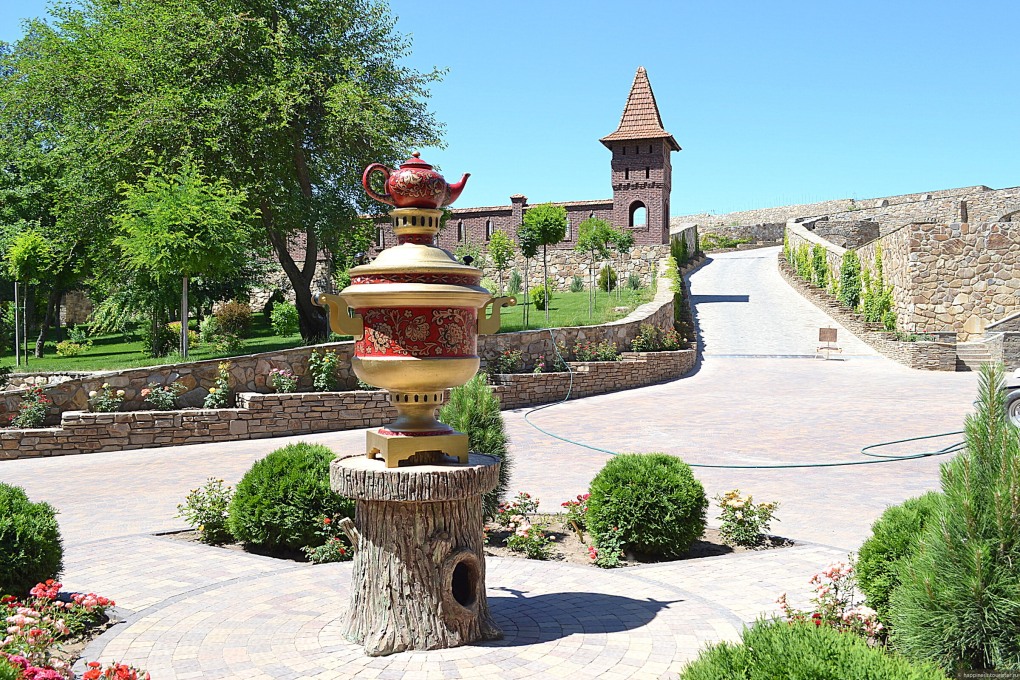 Клумбы парк Лога Каменск-Шахтинский