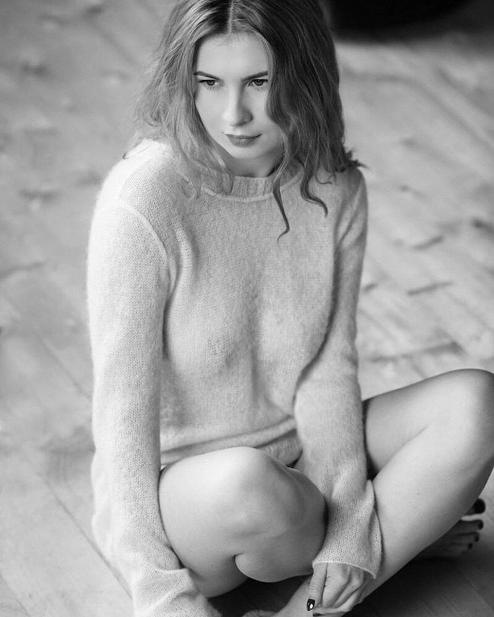 Анна Цуканова-Котт голая