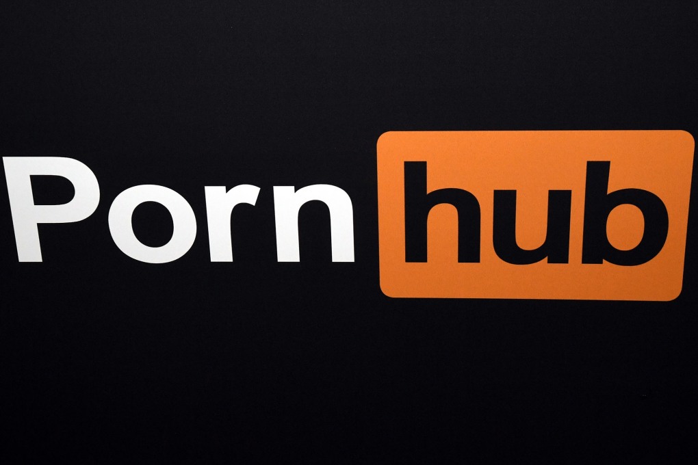 Hub надпись