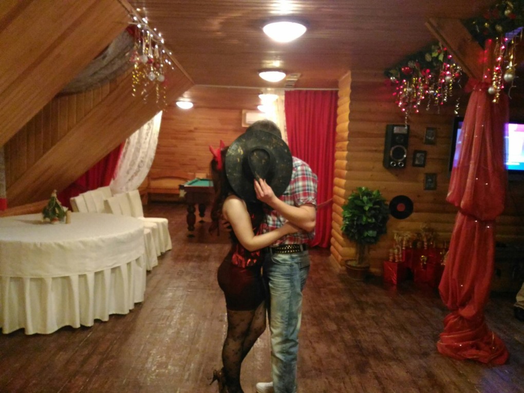 Логотипы нежные стильные