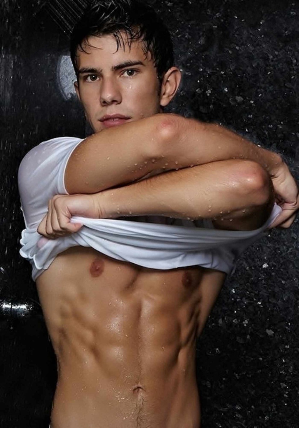 Seth Kuhlmann в постели