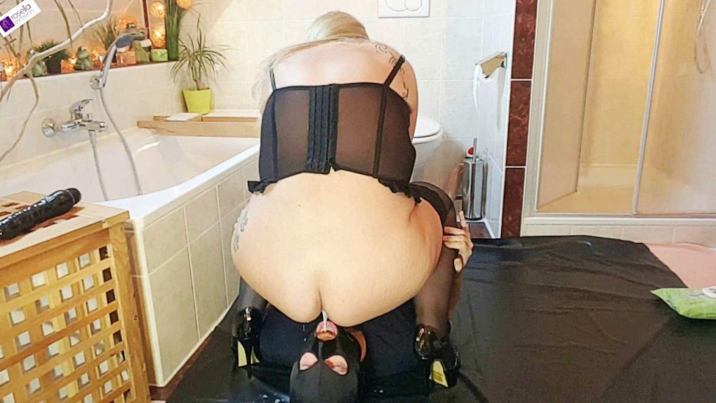 Жесткий копро фейсситтинг