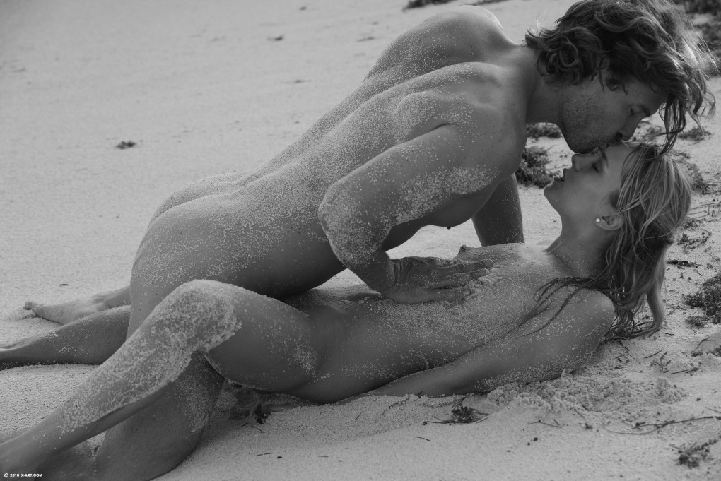 Красивые девушки на пляже xxx
