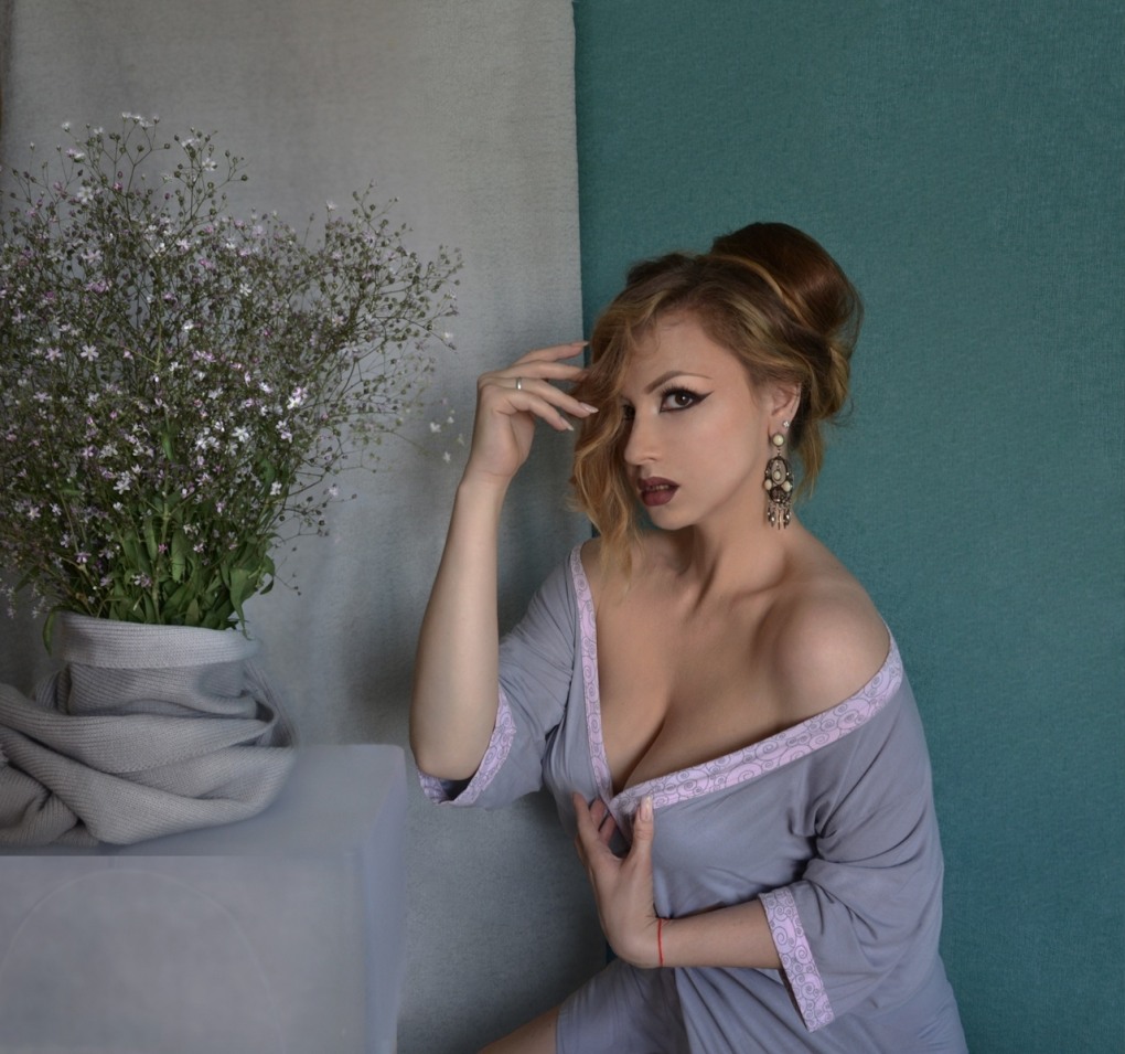 "Анна Братченко"