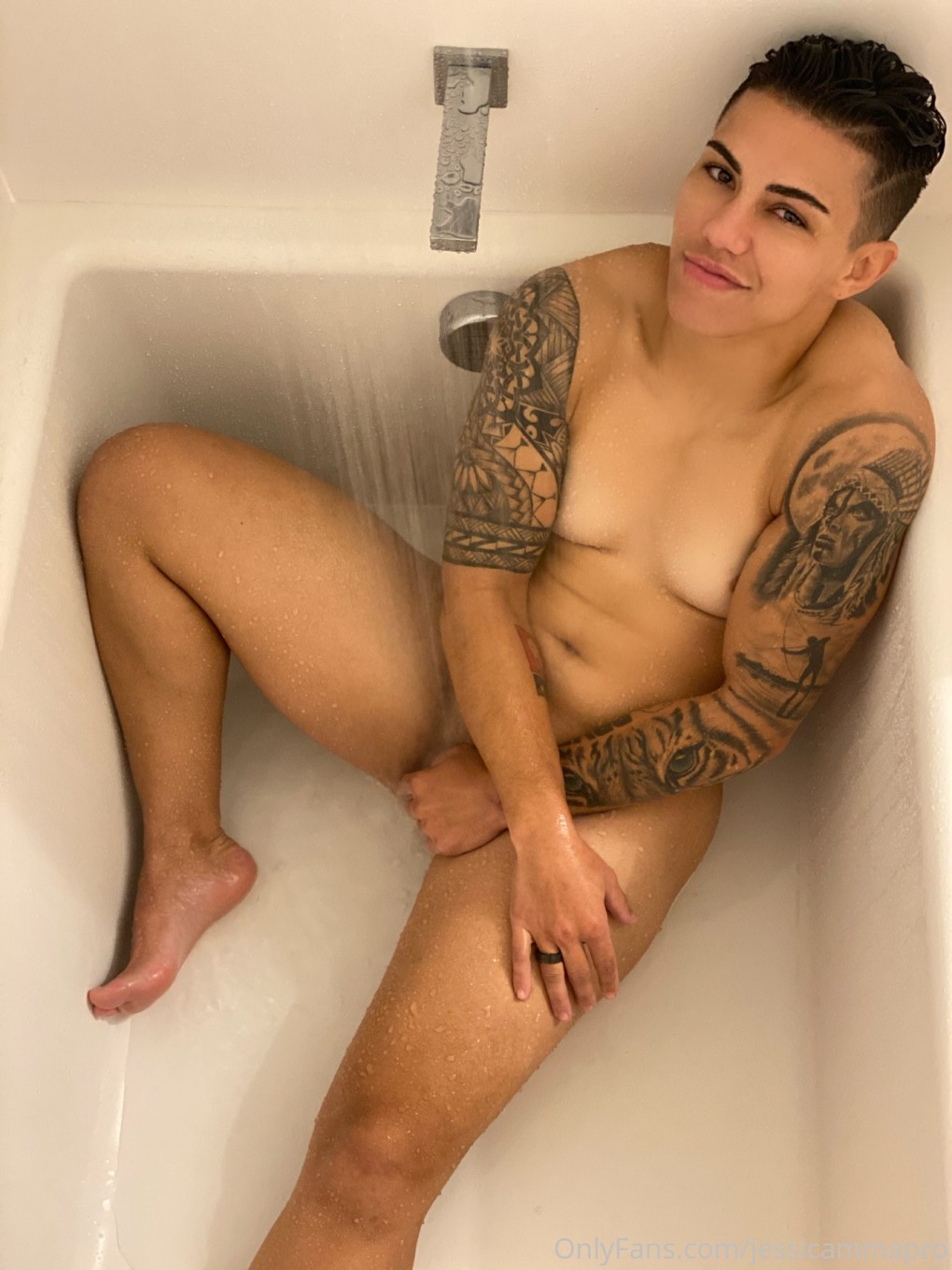 Jennie Reid плейбой эротикк