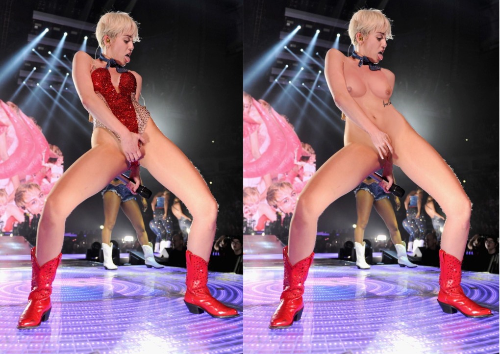 Леди Гага на сцене без трусов