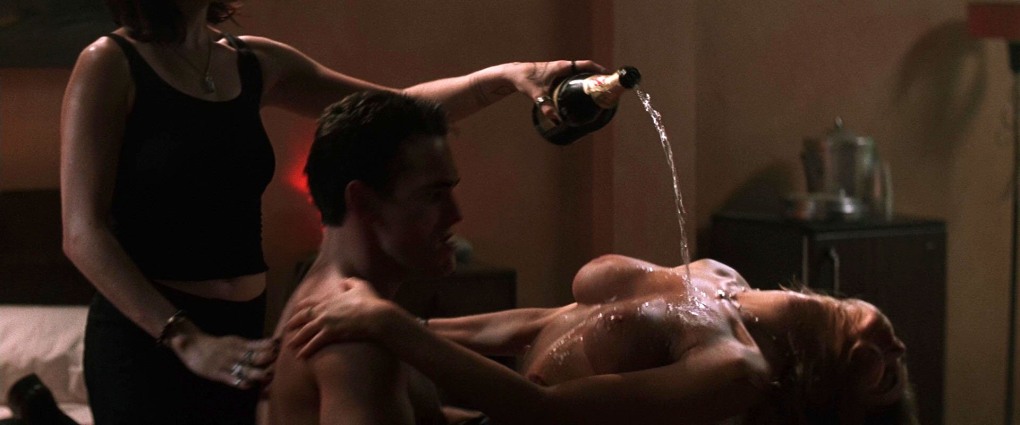 Дениз Ричардс дикость sex Scene