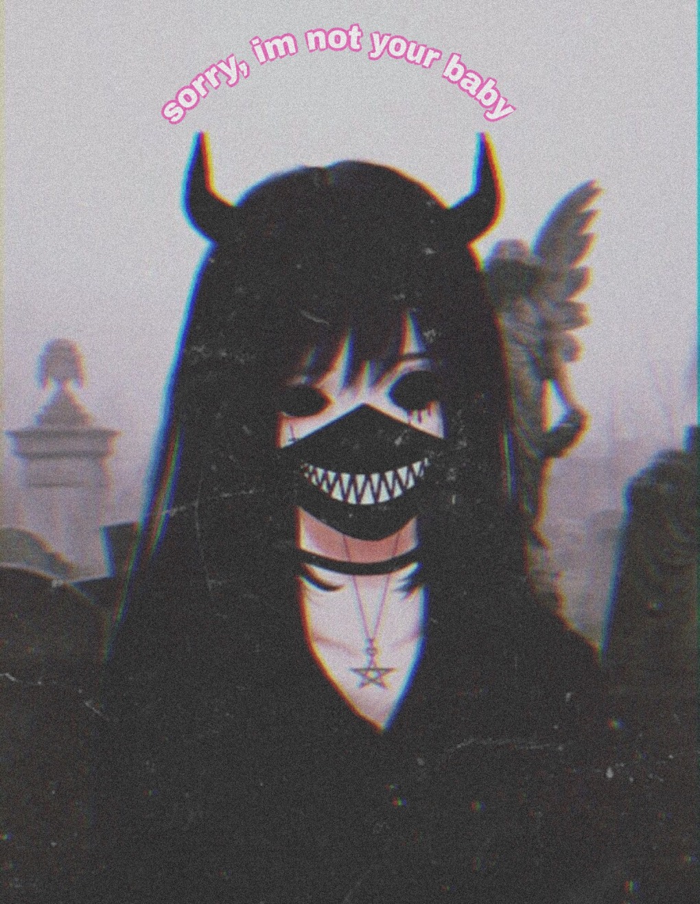 Тян в маске с улыбкой