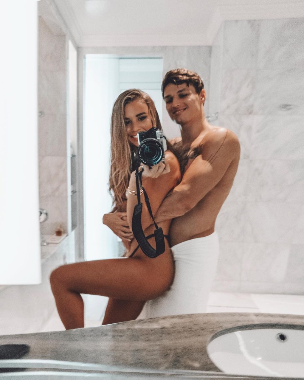 Geena Bennett модель 21+